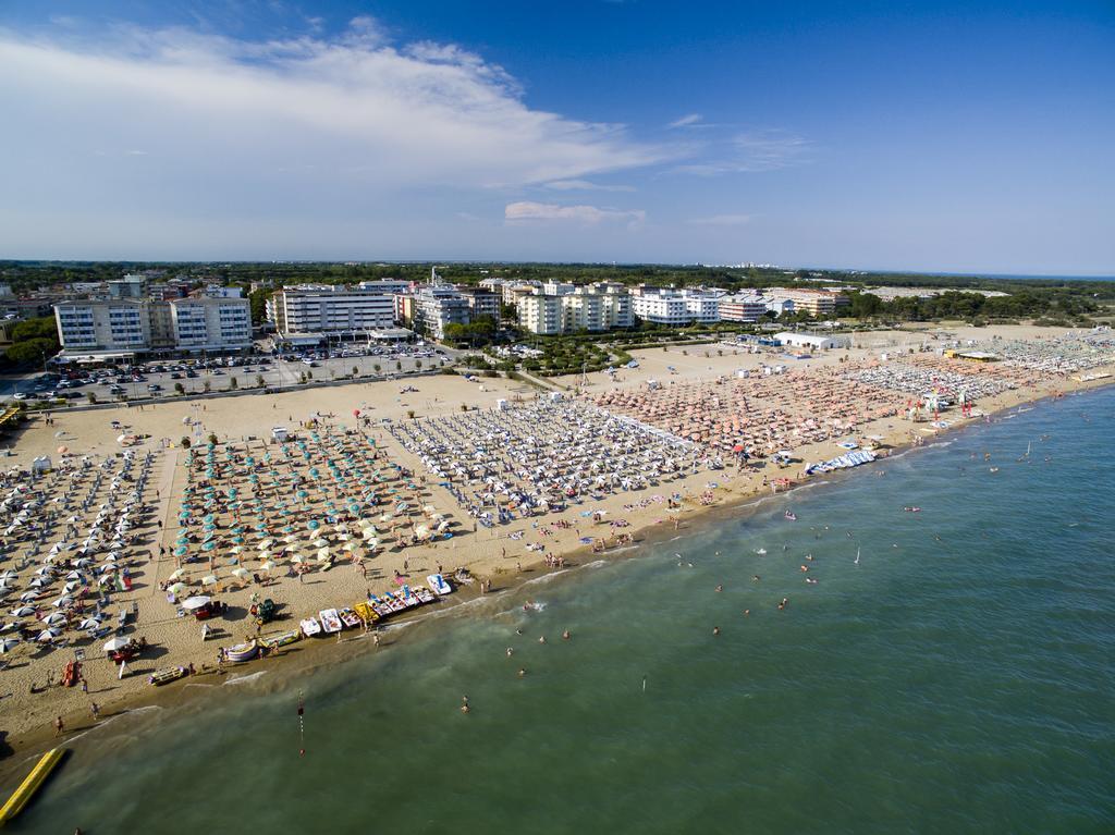 Hotel Ambassador Bibione Luaran gambar